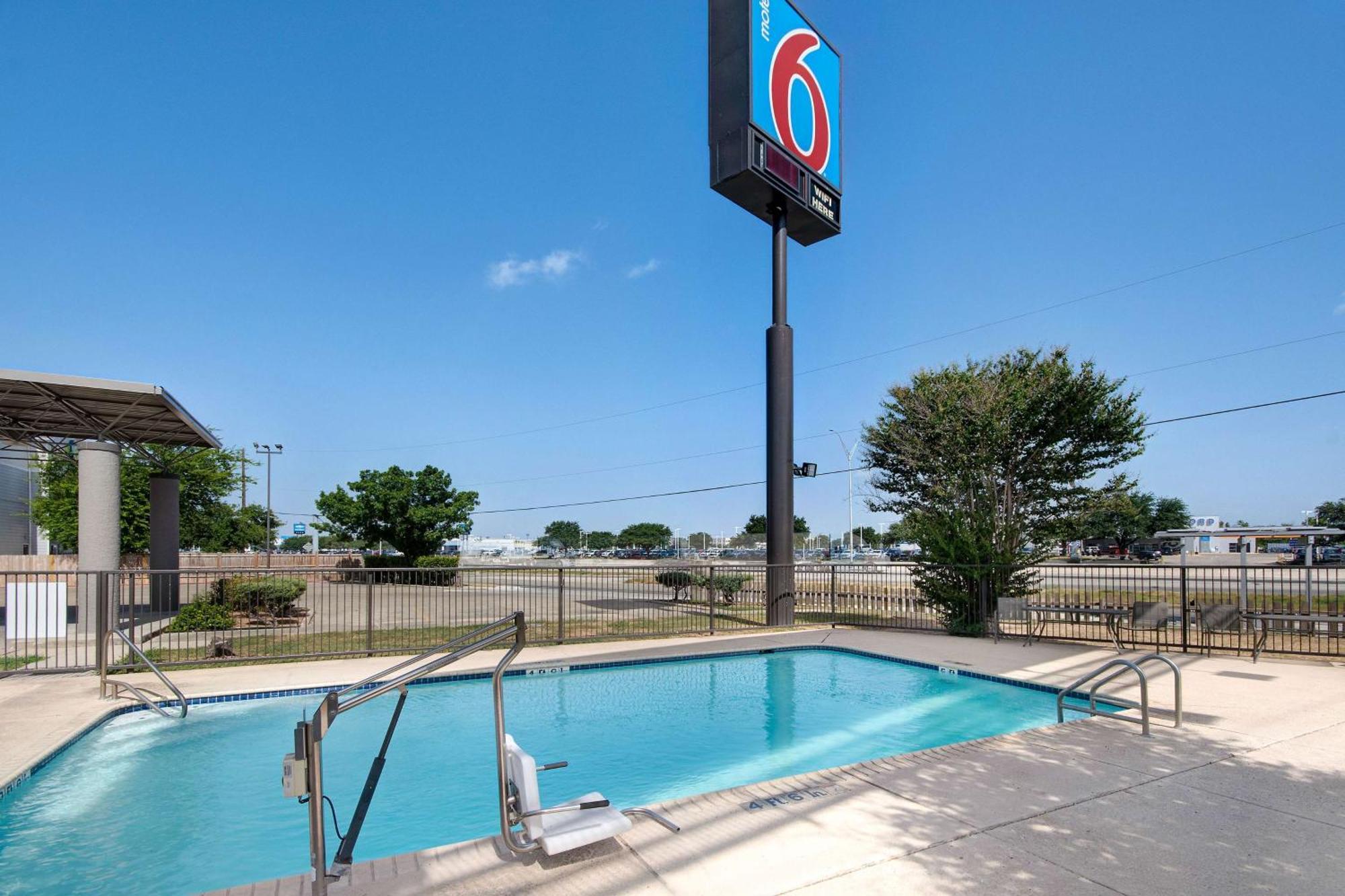 Motel 6-San Antonio, Tx - South Exteriör bild